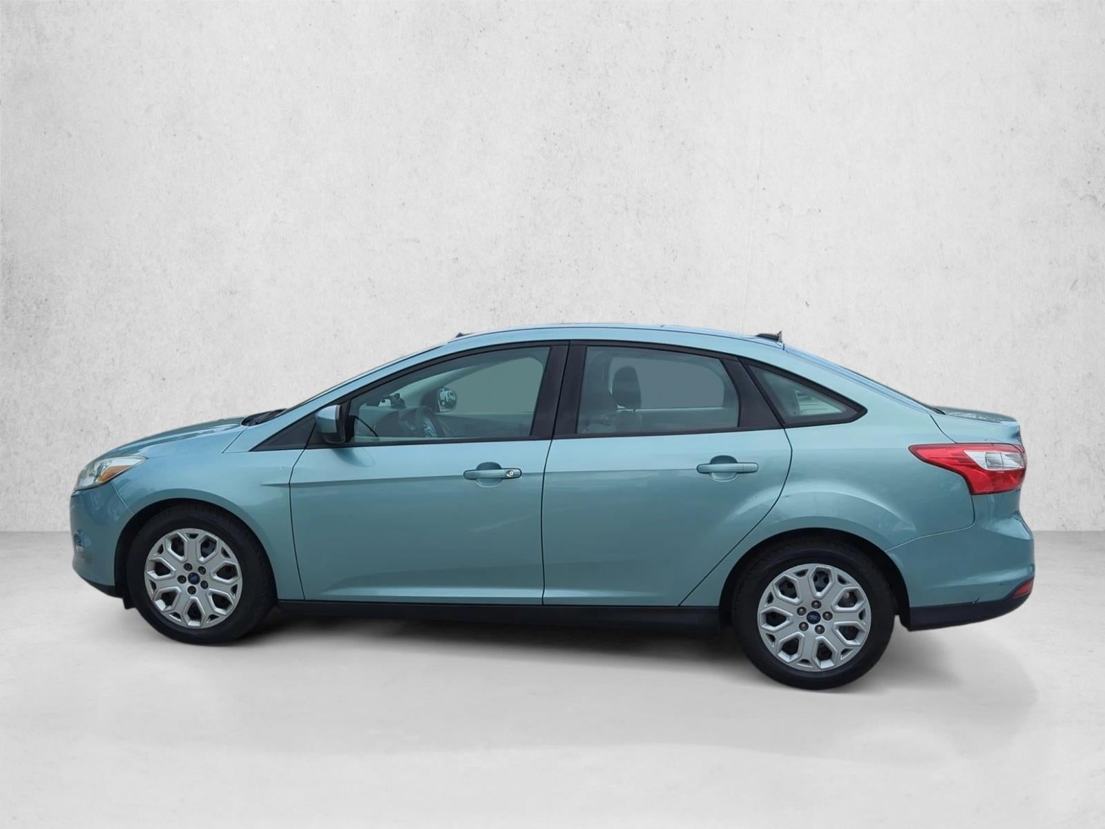 2012 Ford Focus 4dr Sdn SE