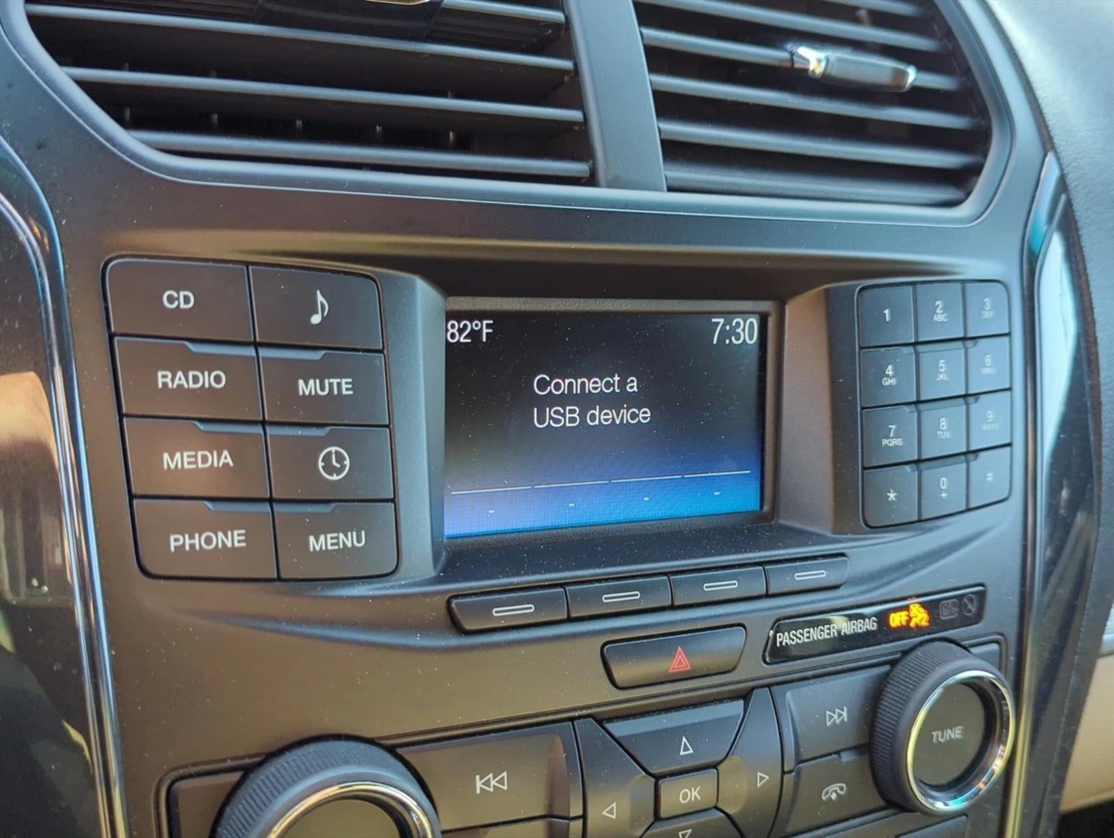 2017 Ford Explorer Base 4WD