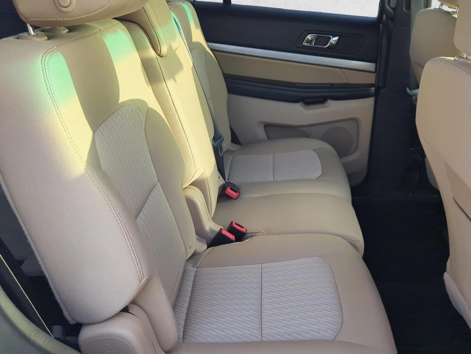 2017 Ford Explorer Base 4WD