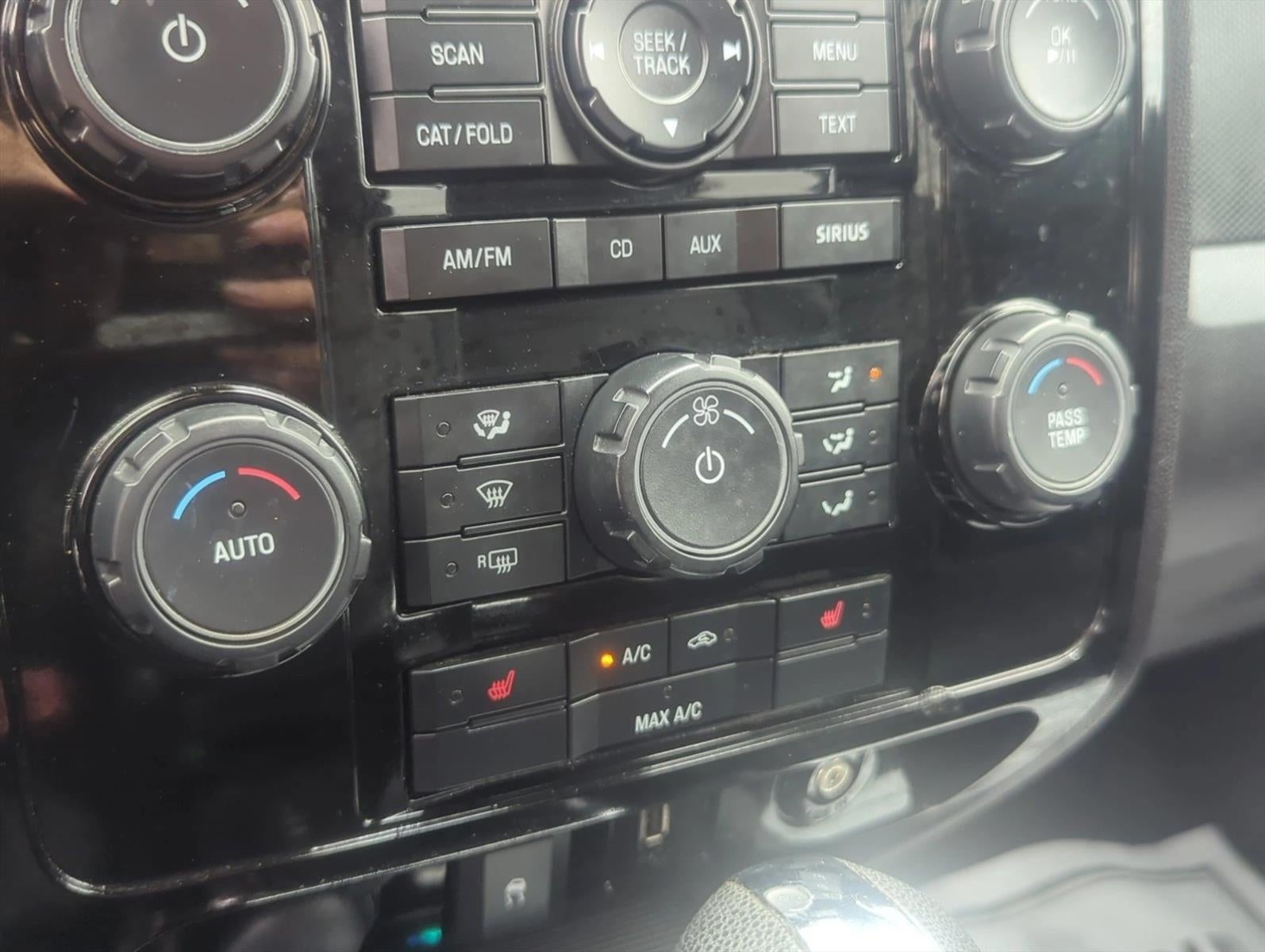 2010 Ford Escape FWD 4dr Limited