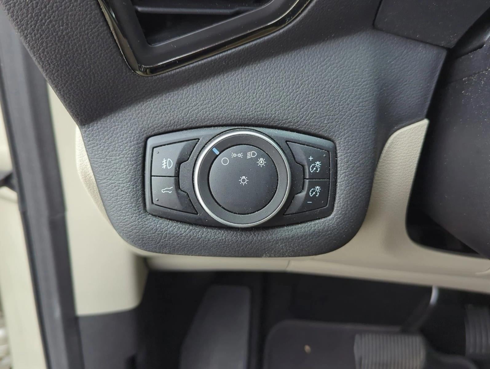 2018 Ford Escape Titanium FWD