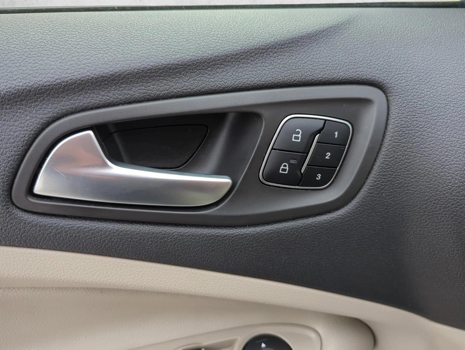 2018 Ford Escape Titanium FWD