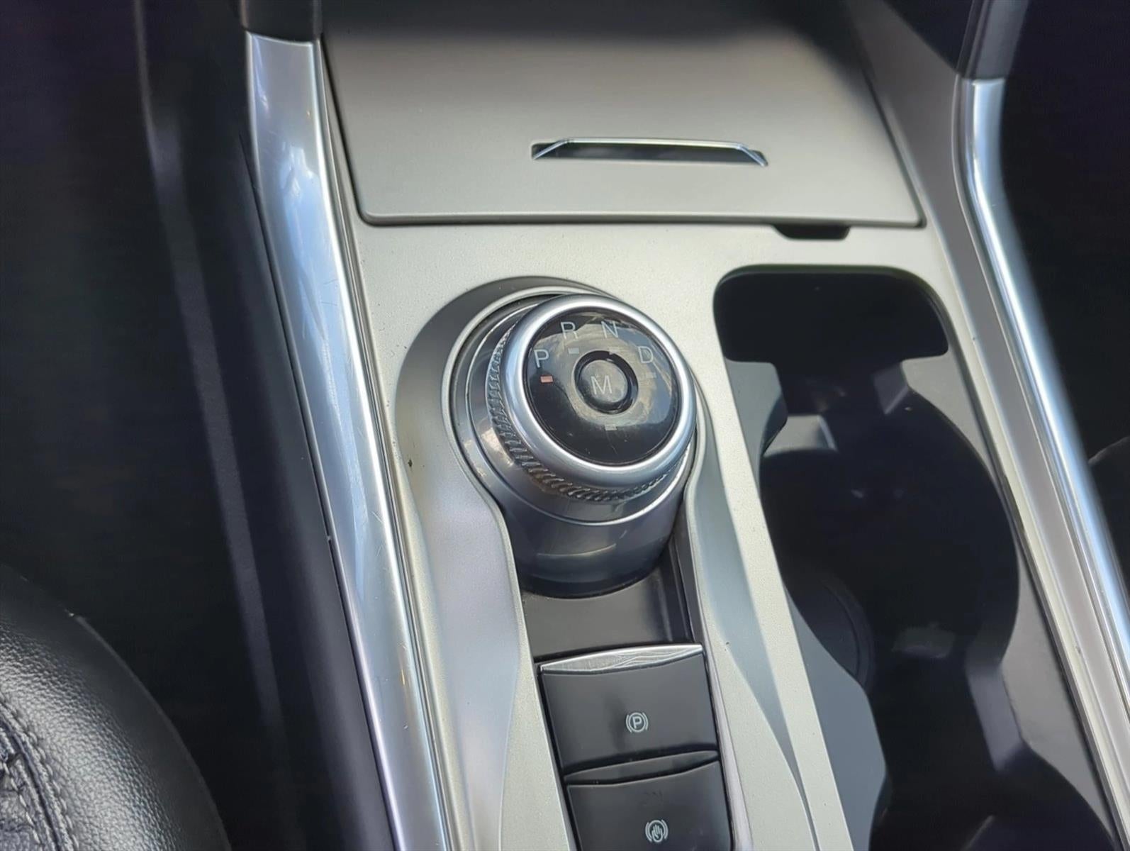 2020 Ford Explorer XLT RWD