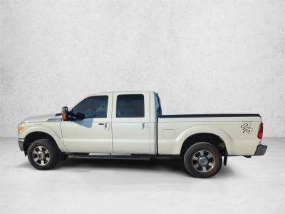 2015 Ford Super Duty F-250 SRW 4WD Crew Cab 6-3/4 Ft Box Lariat
