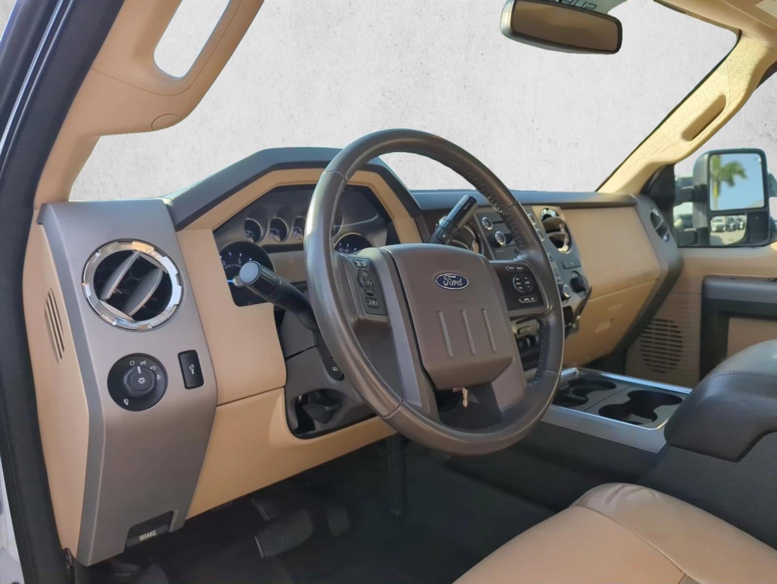 2011 Ford Super Duty F-250 SRW 4WD Crew Cab 6-3/4 Ft Box Lariat