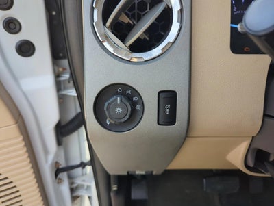 2011 Ford Super Duty F-250 SRW 4WD Crew Cab 6-3/4 Ft Box Lariat