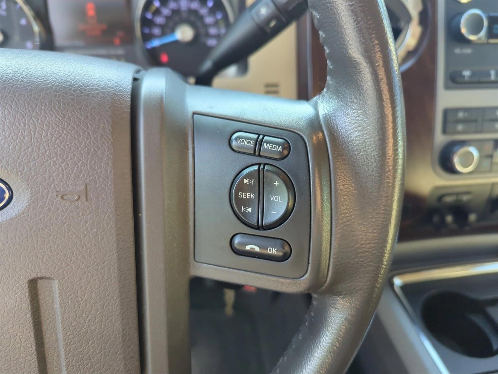 2011 Ford Super Duty F-250 SRW 4WD Crew Cab 6-3/4 Ft Box Lariat