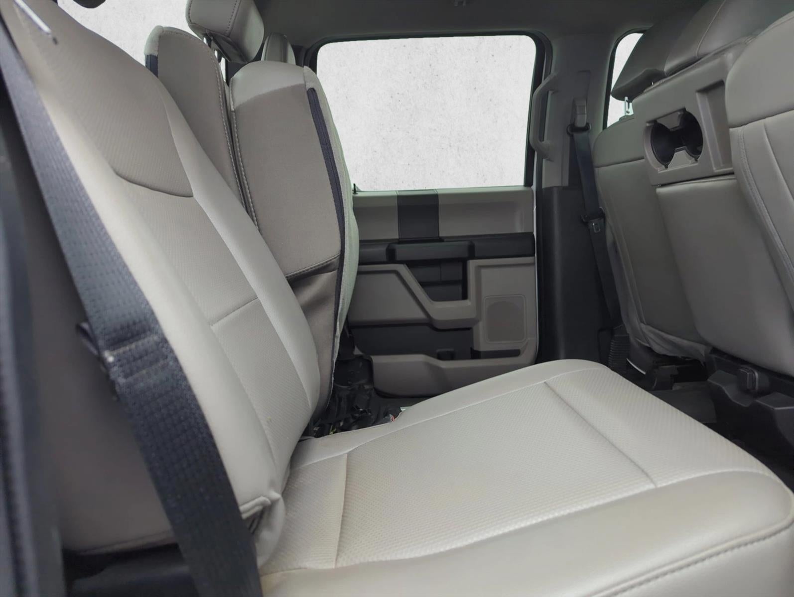 2021 Ford Super Duty F-450 DRW XL 4WD Crew Cab 8' Box