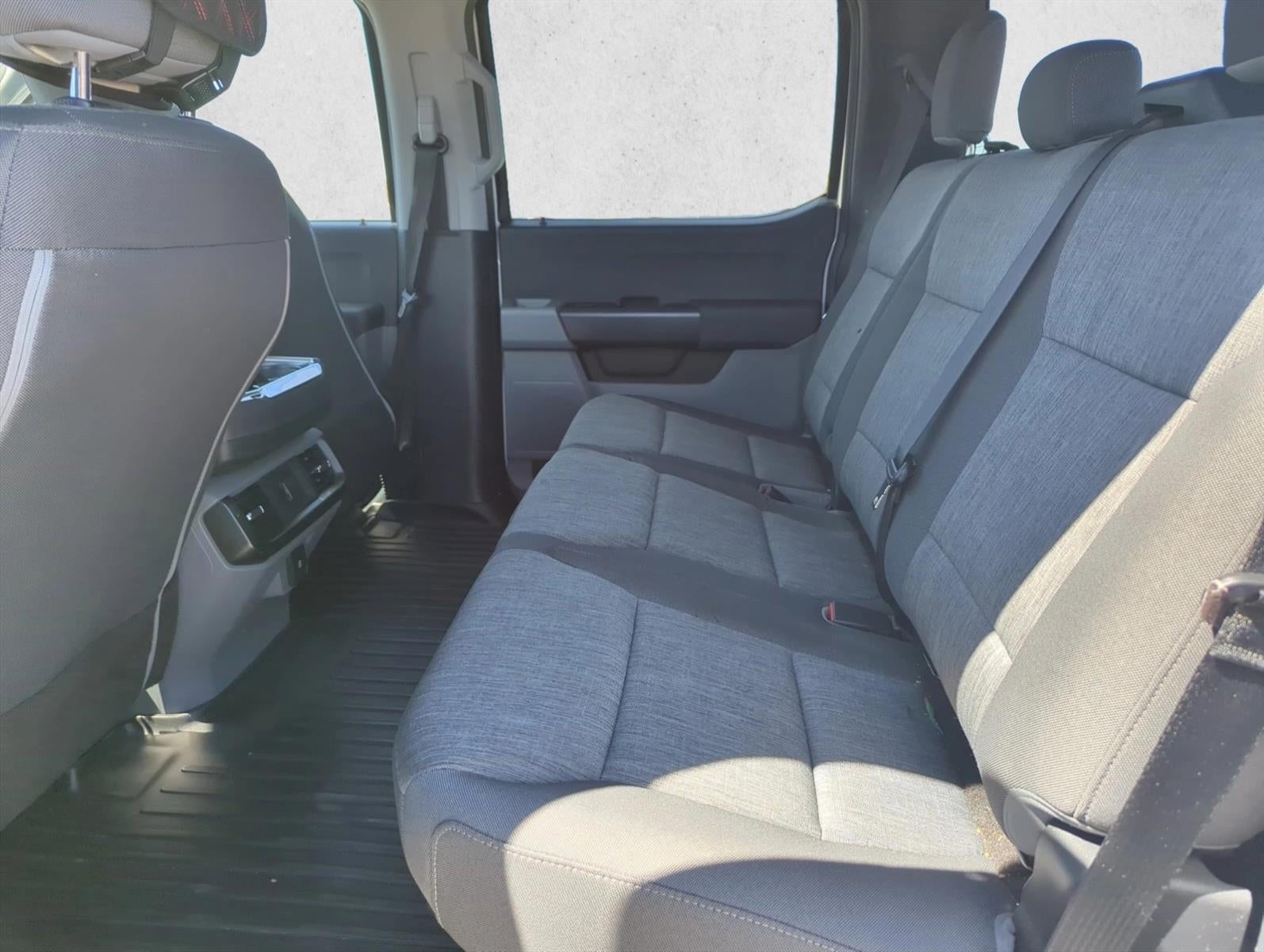 2021 Ford F-150 XL 2WD SuperCrew 5.5' Box