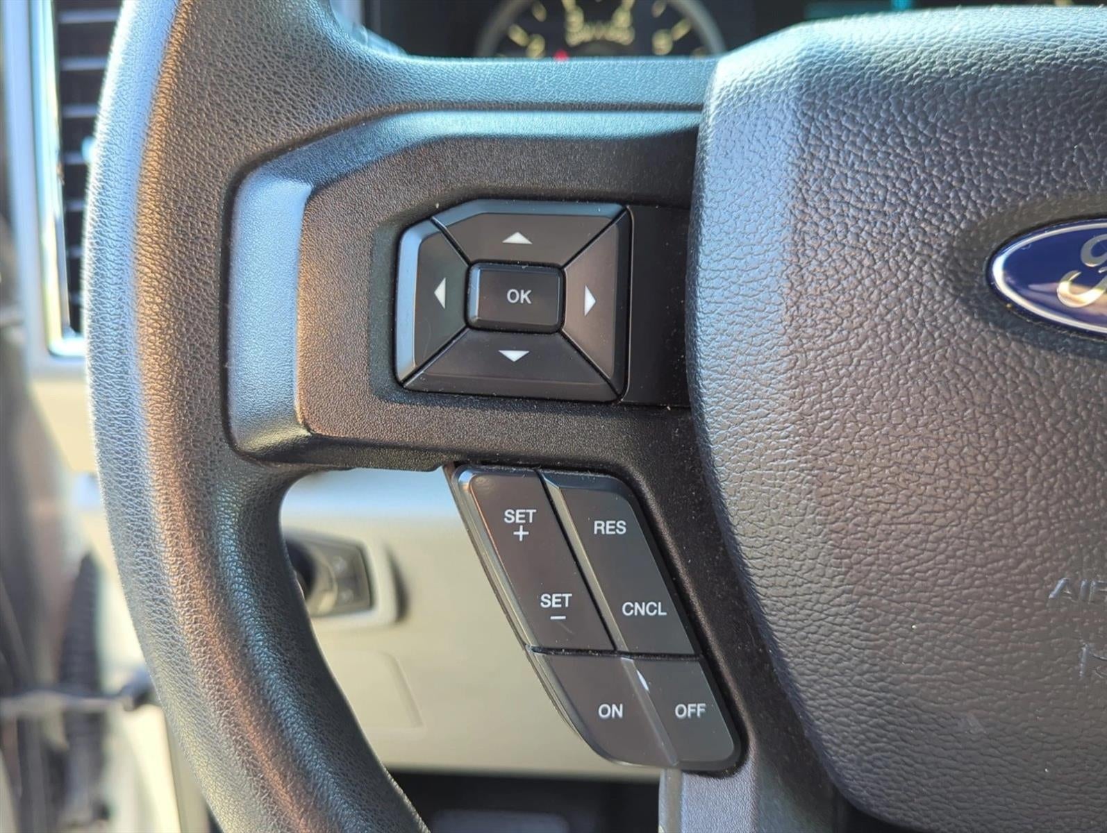 2016 Ford F-150 4WD SuperCrew 5-1/2 Ft Box XLT