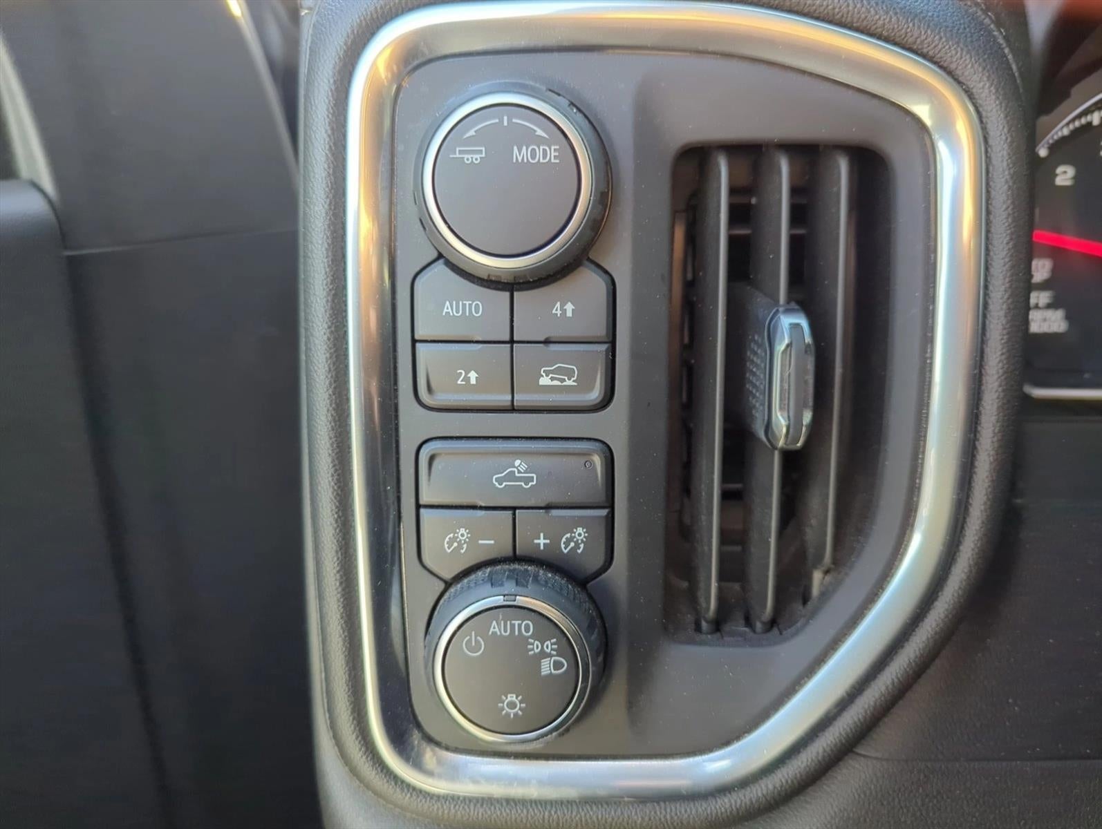 2022 Chevrolet Silverado 1500 LTD Crew Cab Short Box 4-Wheel Drive LT 1LT