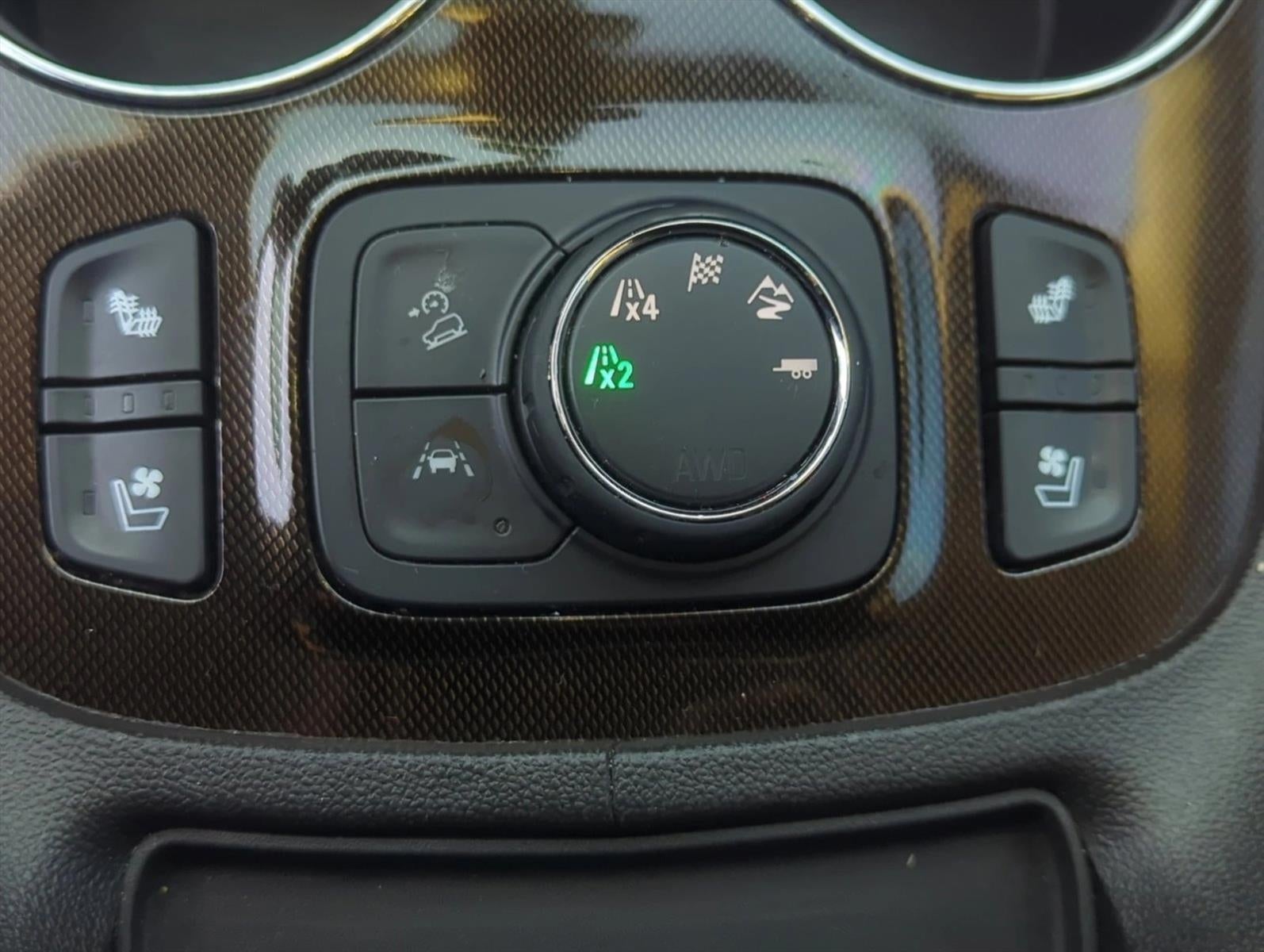 2023 GMC Acadia AWD AT4