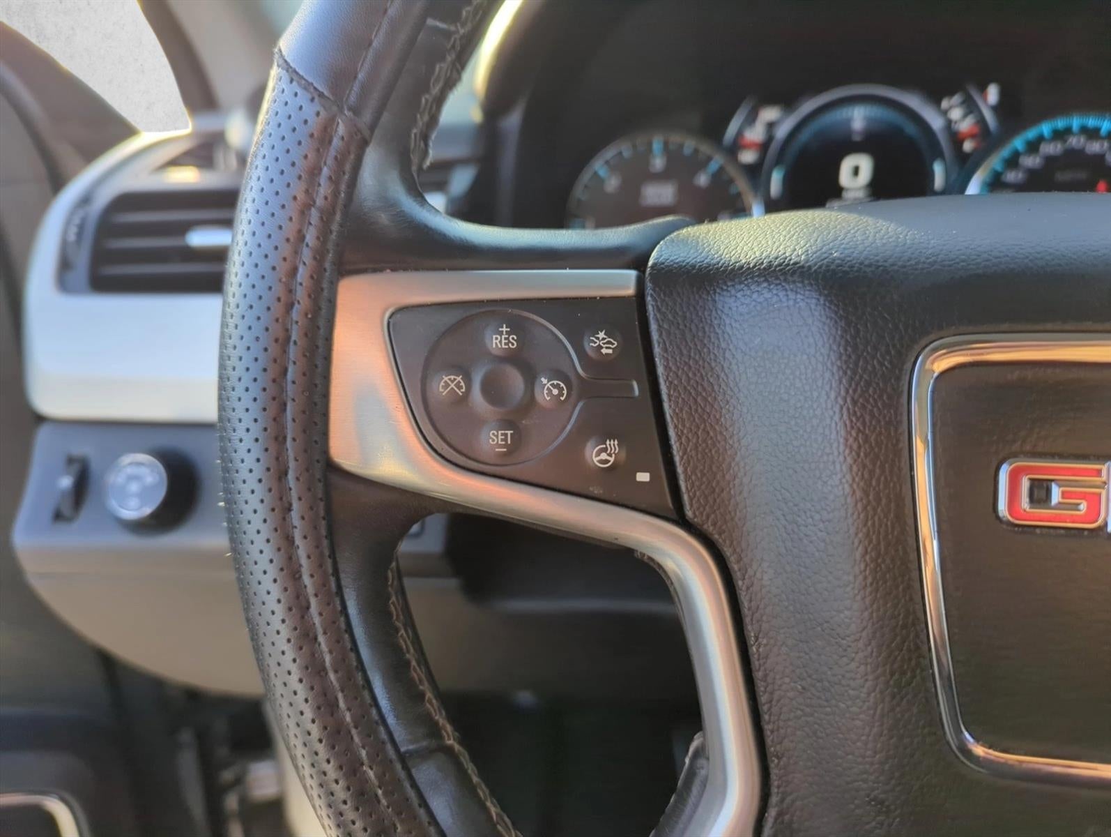 2017 GMC Yukon 2WD 4dr SLT