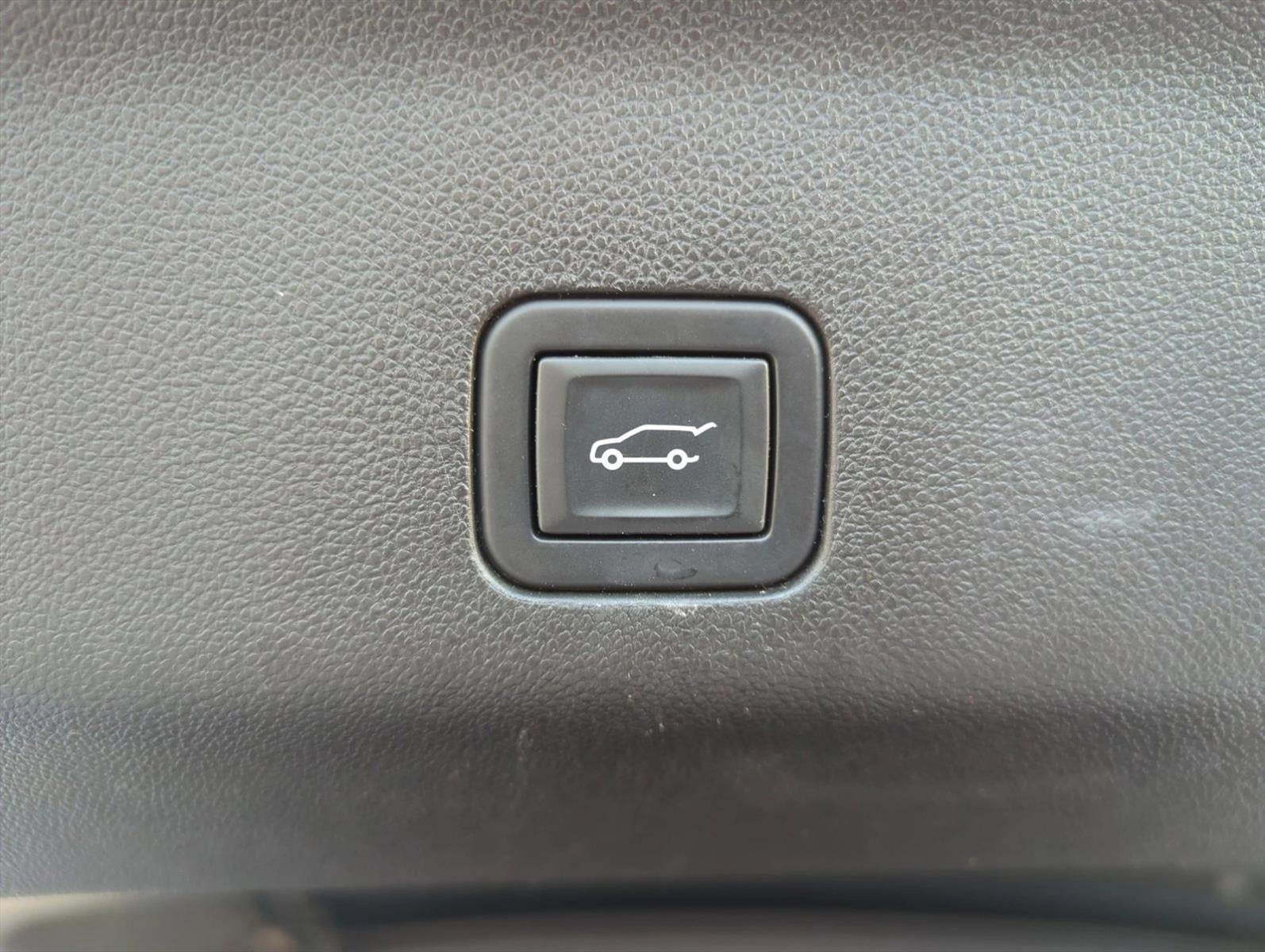 2023 GMC Yukon 4WD 4dr AT4