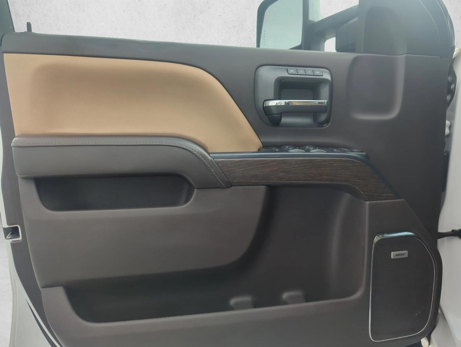 2018 GMC Sierra 3500HD Crew Cab Long Box 4-Wheel Drive Denali