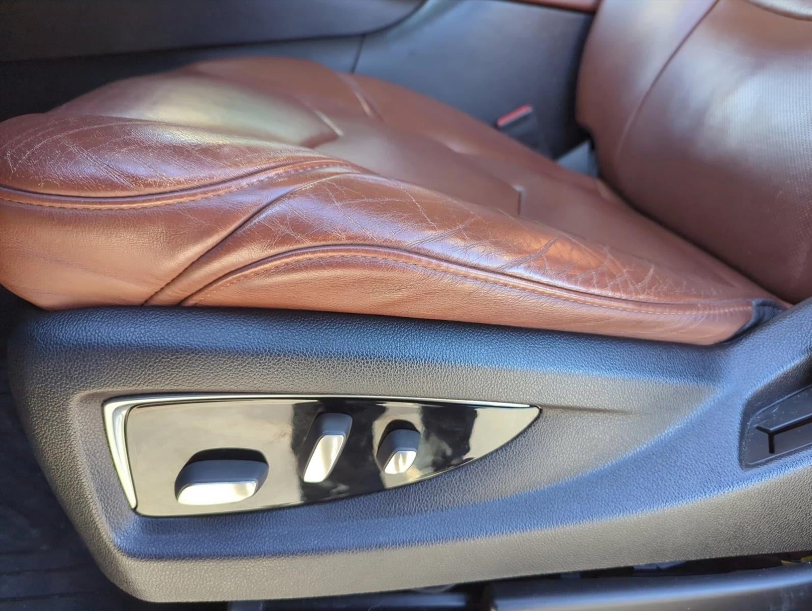 2016 Cadillac Escalade RWD Luxury Collection