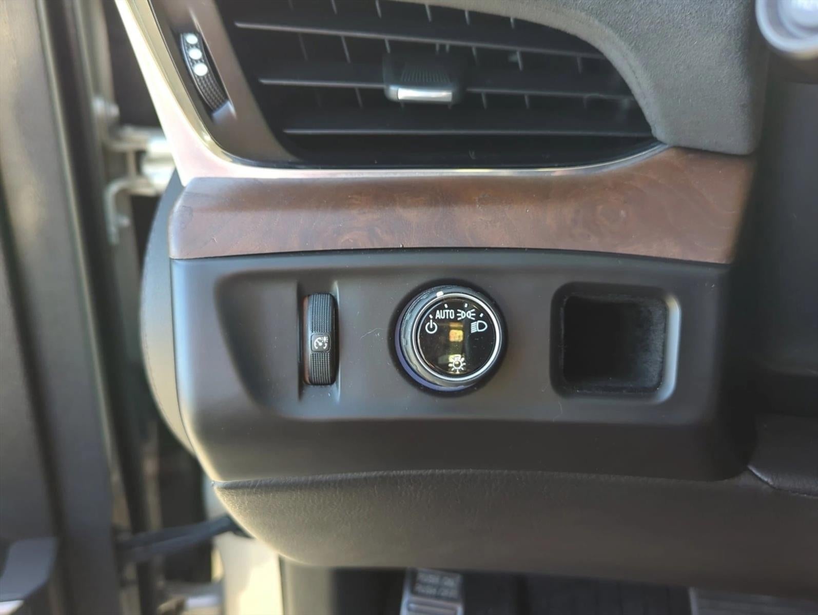 2016 Cadillac Escalade RWD Luxury Collection