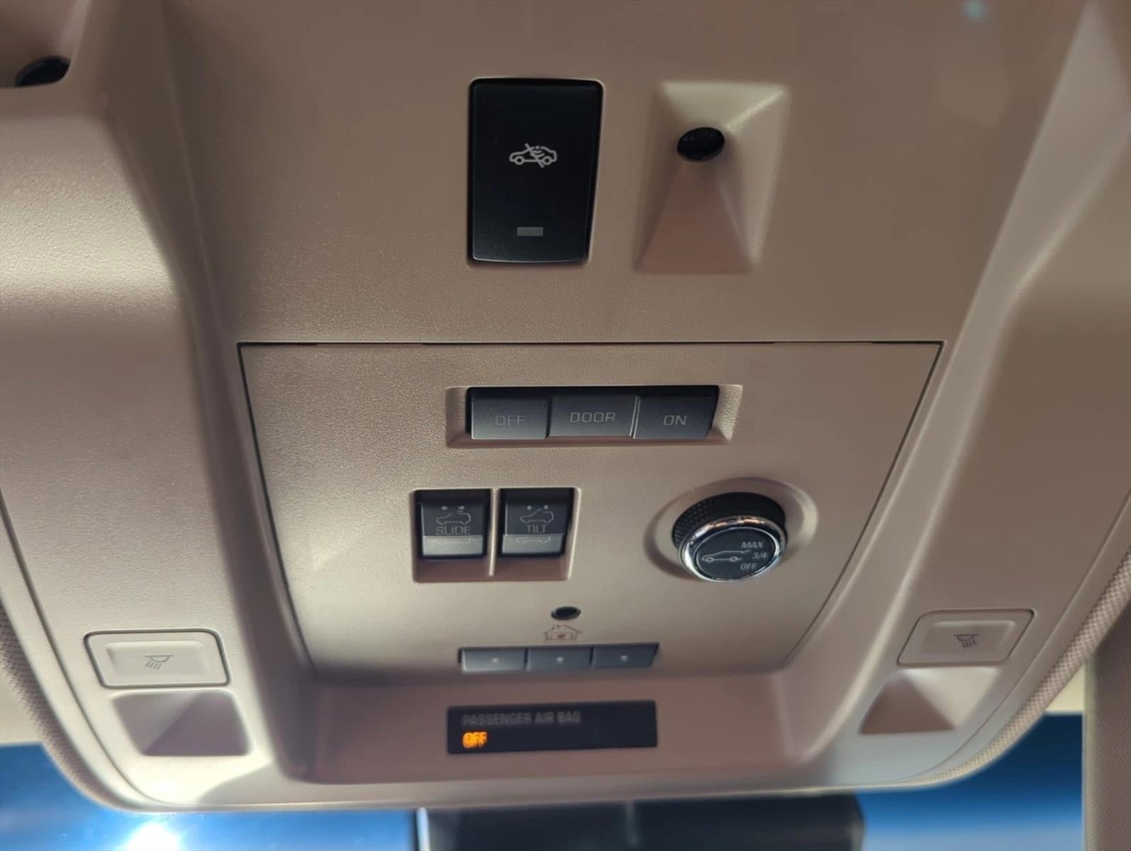 2016 Cadillac Escalade RWD Luxury Collection