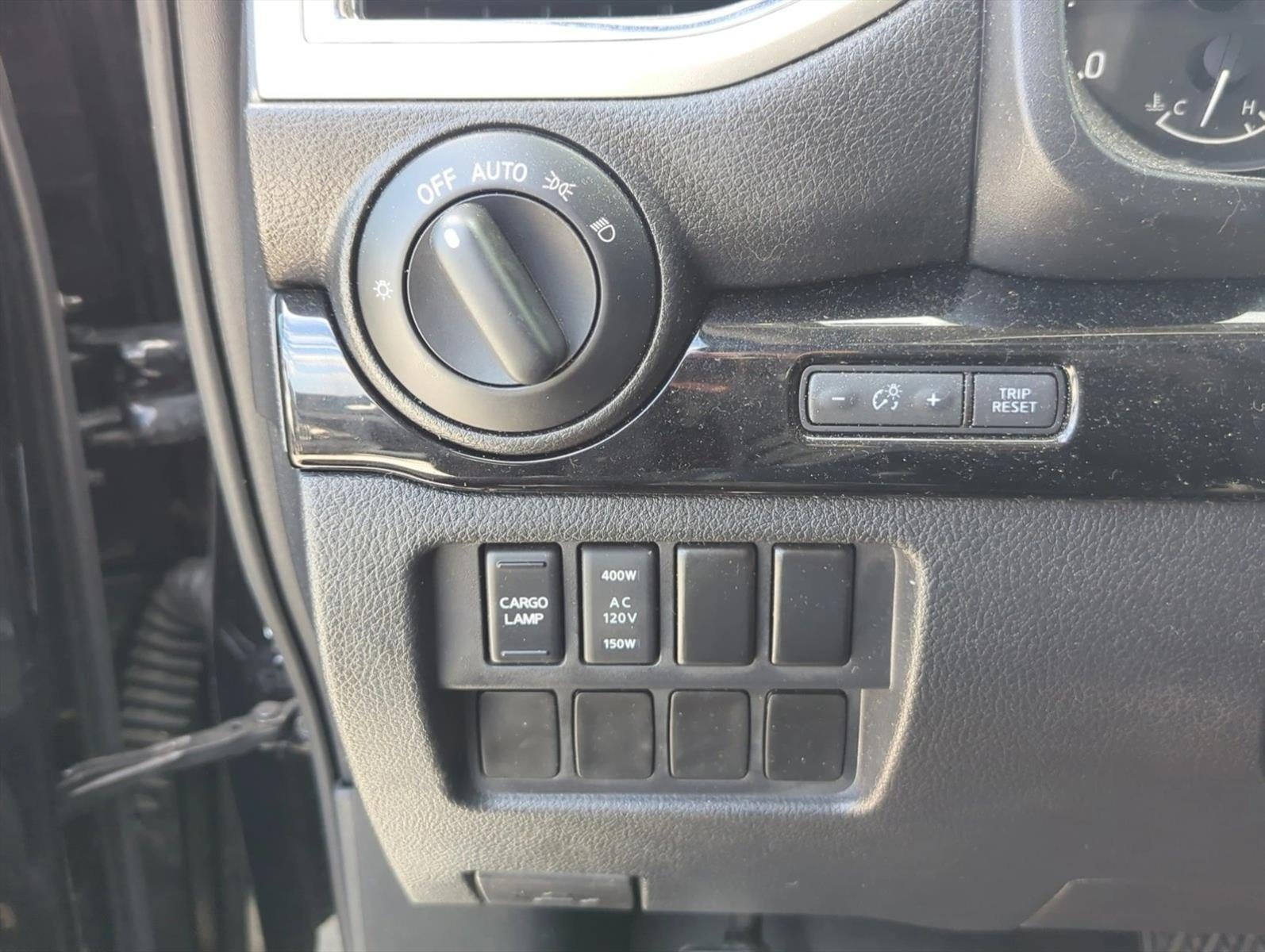 2021 Nissan Titan 4x2 Crew Cab SV