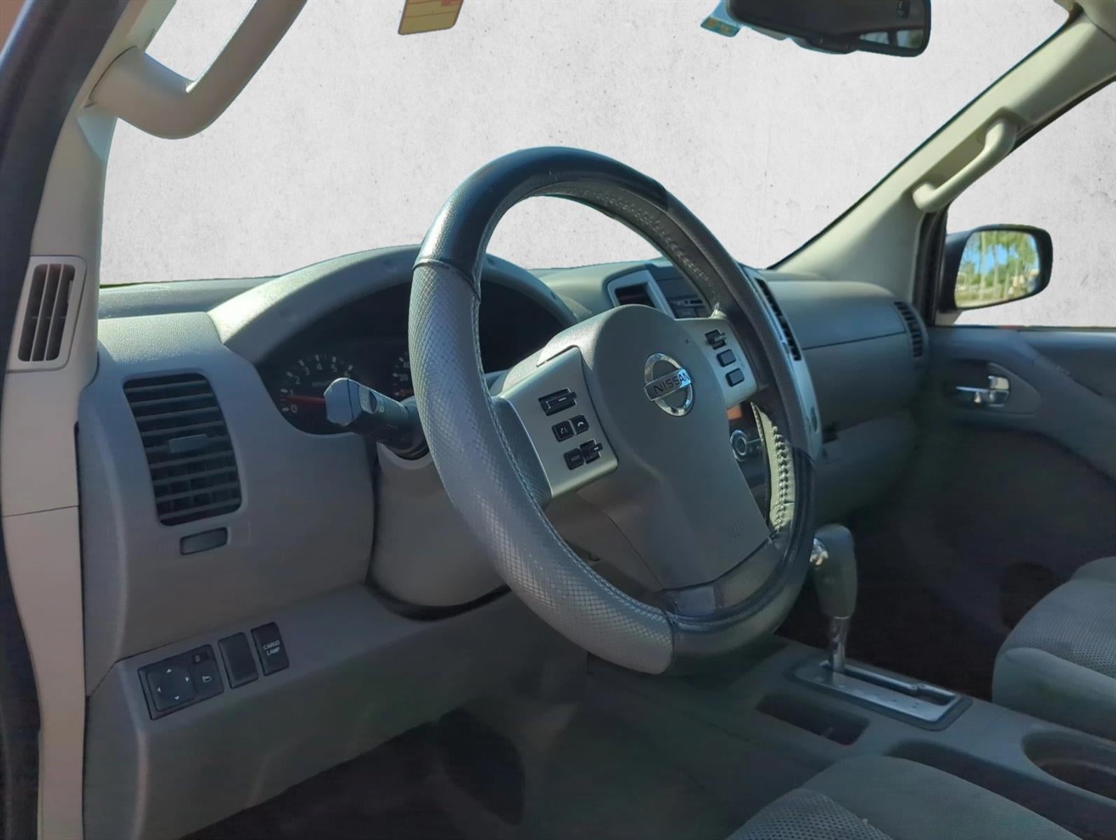 2017 Nissan Frontier Crew Cab 4x2 SV V6 Auto