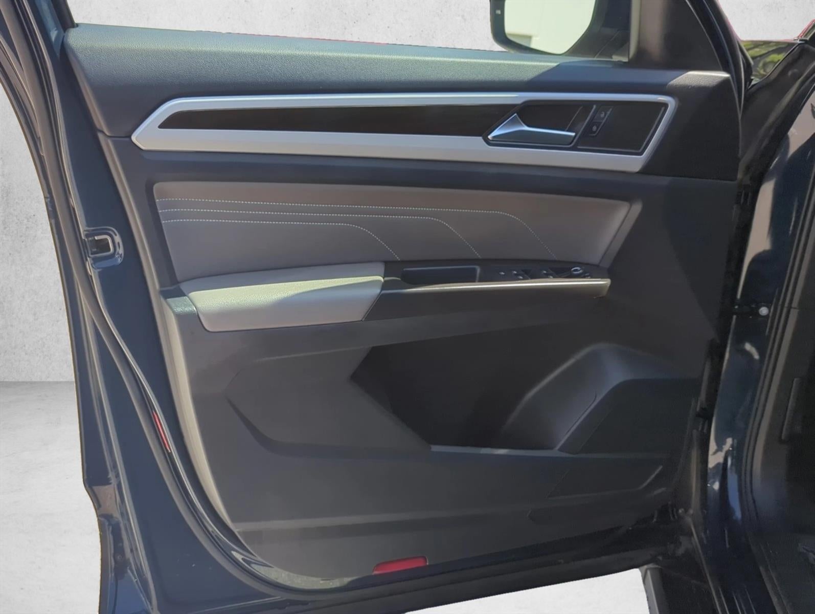 2022 Volkswagen Atlas 2.0T SE w/Technology FWD