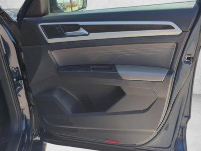 2022 Volkswagen Atlas 2.0T SE w/Technology FWD