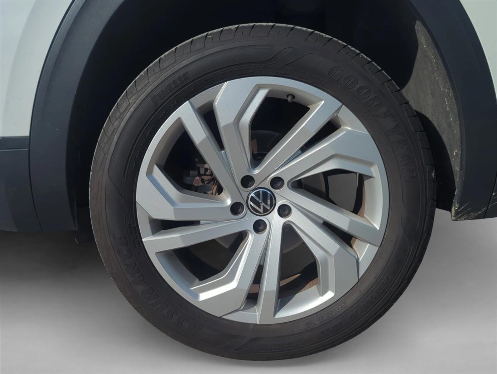 2023 Volkswagen Atlas 3.6L V6 SE w/Technology FWD