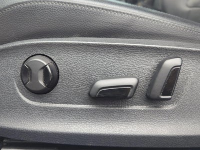 2017 Volkswagen Passat R-Line w/Comfort Pkg Auto