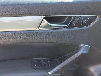 2019 Volkswagen Passat 2.0T Wolfsburg Edition Auto