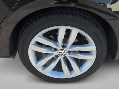 2019 Volkswagen Passat 2.0T Wolfsburg Edition Auto