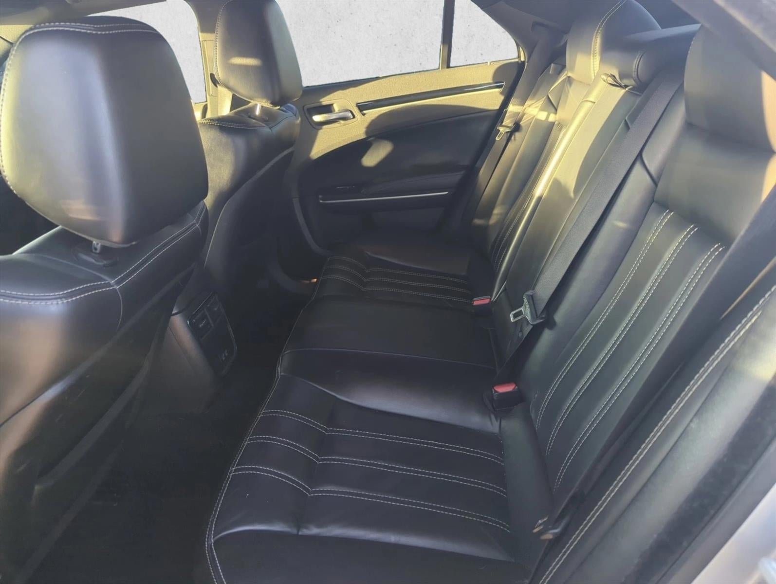 2020 Chrysler 300 300S RWD