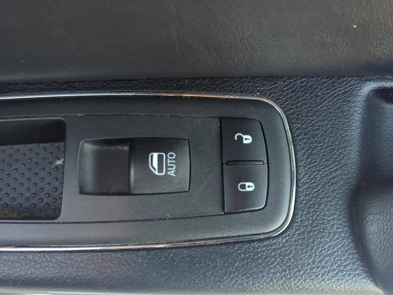 2020 Chrysler 300 300S RWD