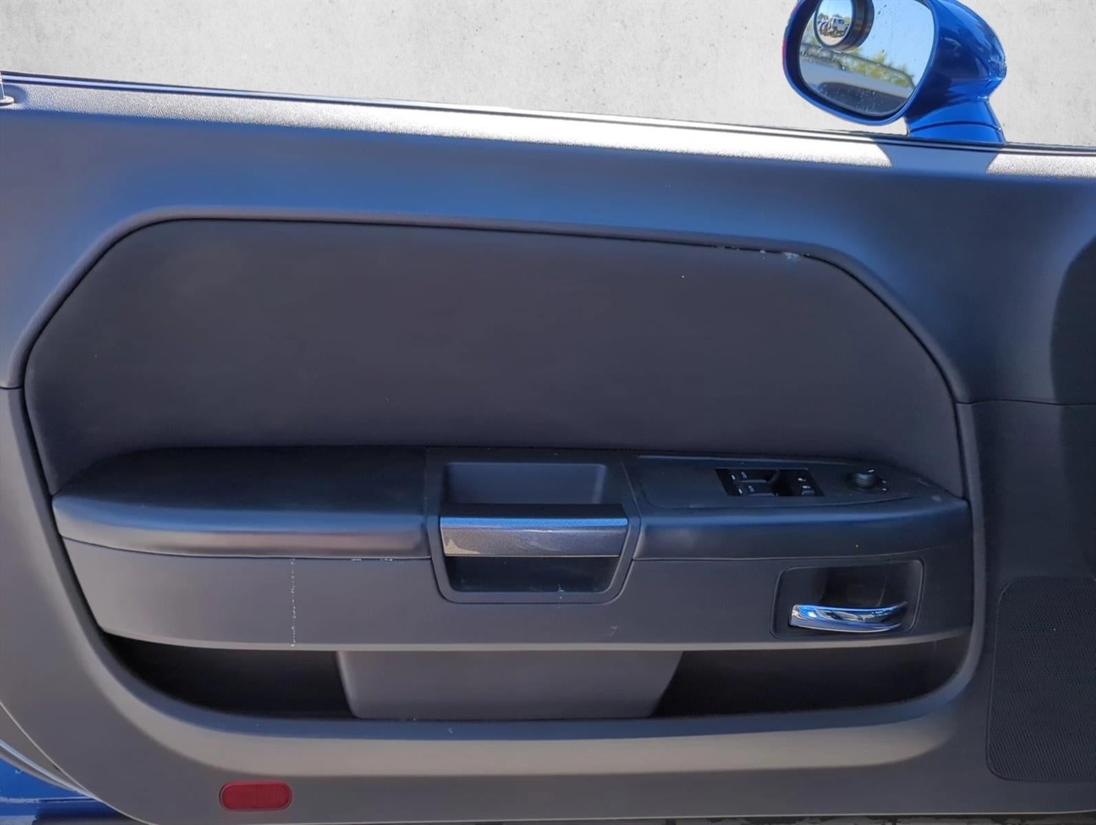 2012 Dodge Challenger 2dr Cpe SXT