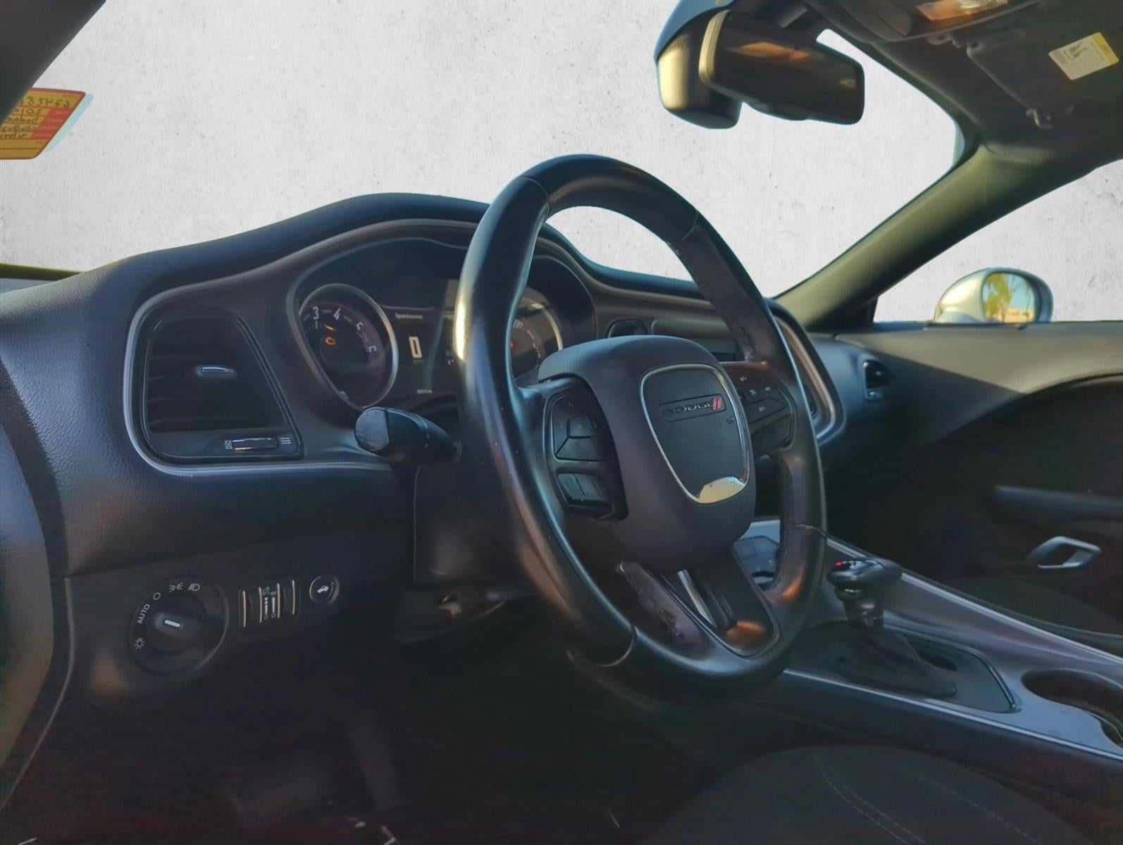 2019 Dodge Challenger SXT RWD