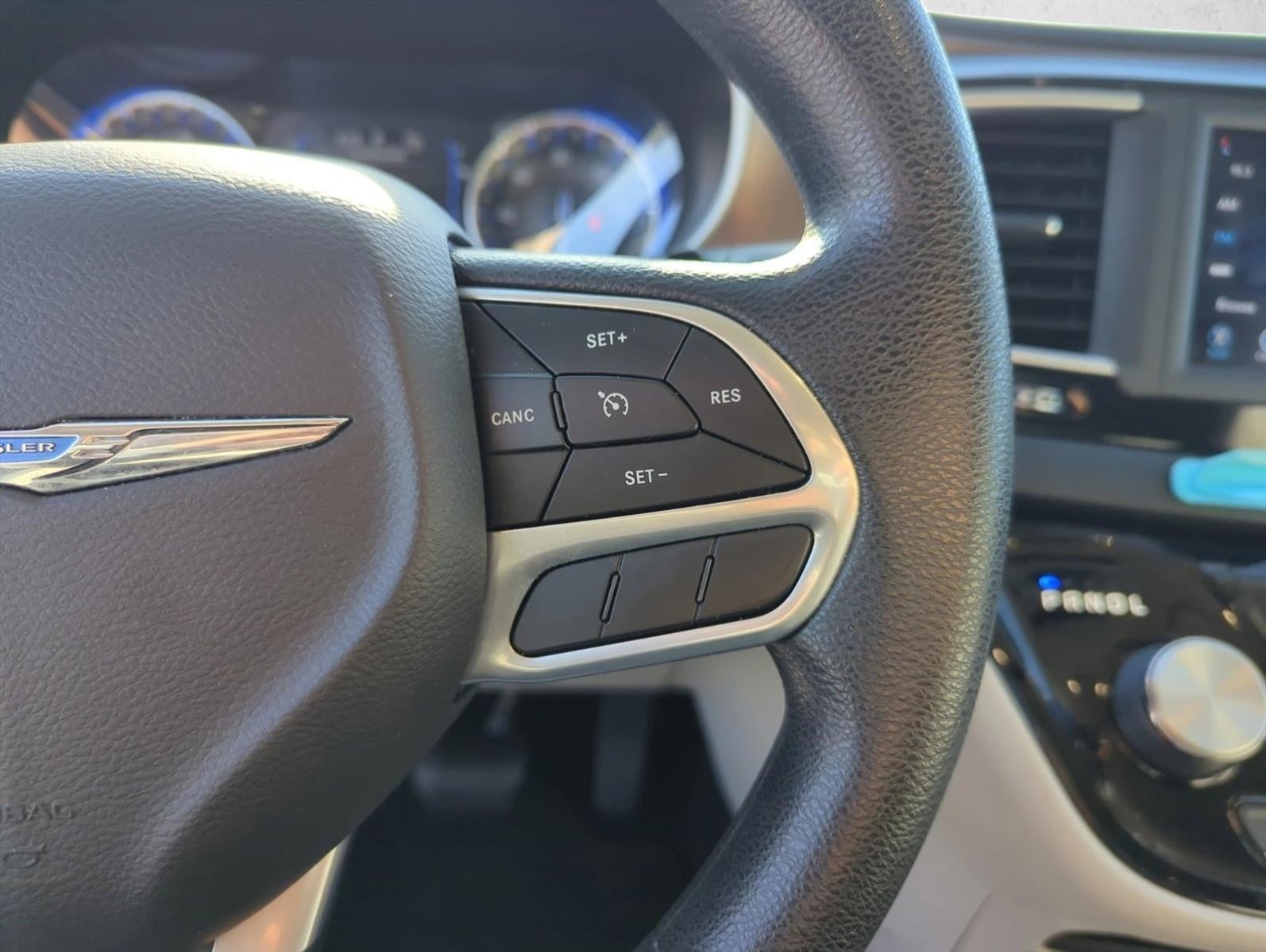 2021 Chrysler Voyager LXI FWD