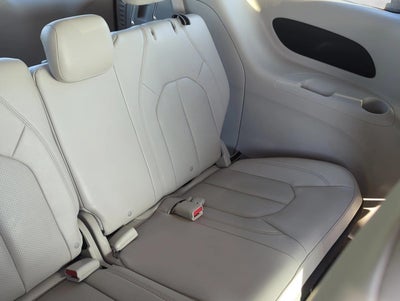 2021 Chrysler Voyager LXI FWD