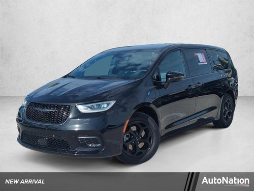2022 Chrysler Pacifica Hybrid Touring L FWD