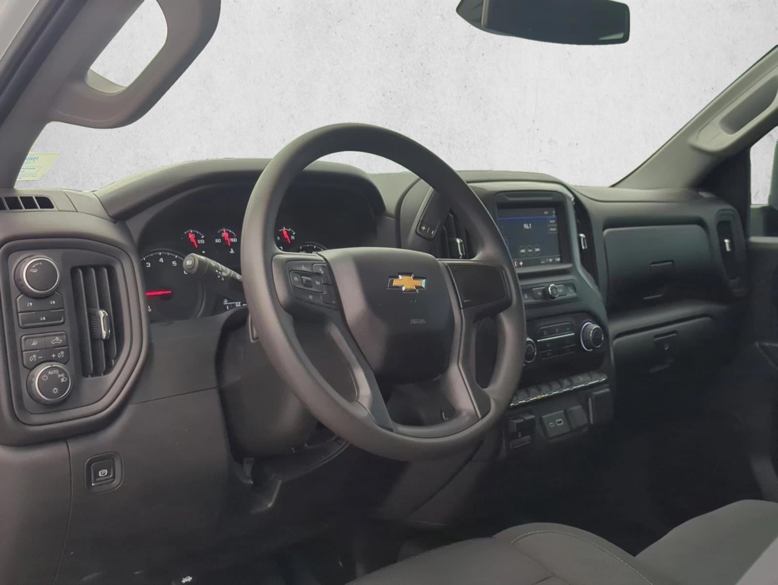 2025 Chevrolet Silverado 2500 HD Crew Cab Standard Box 4-Wheel Drive Custom
