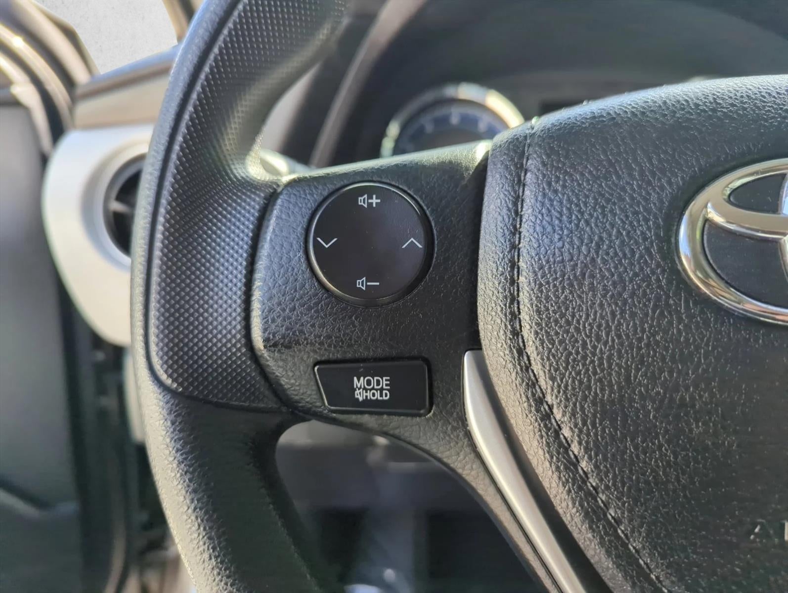 2018 Toyota Corolla LE Eco CVT (Natl)