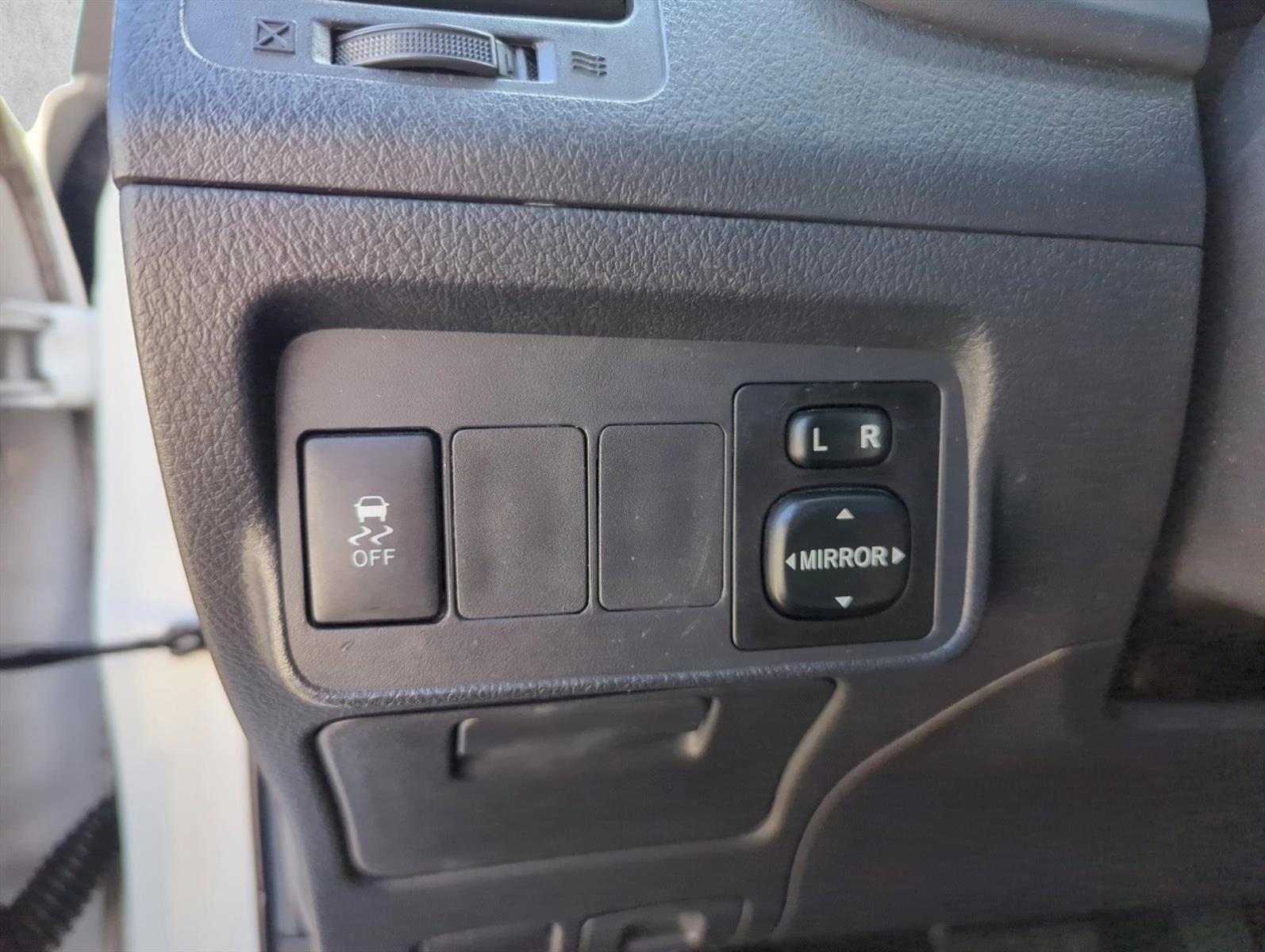 2013 Toyota Corolla 4dr Sdn Auto S (Natl)