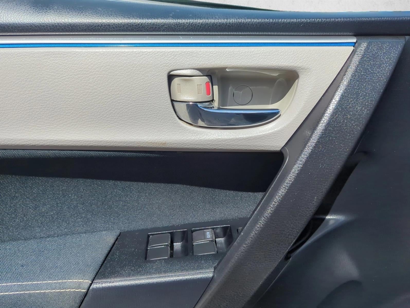 2014 Toyota Corolla 4dr Sdn CVT Auto LE (Natl)