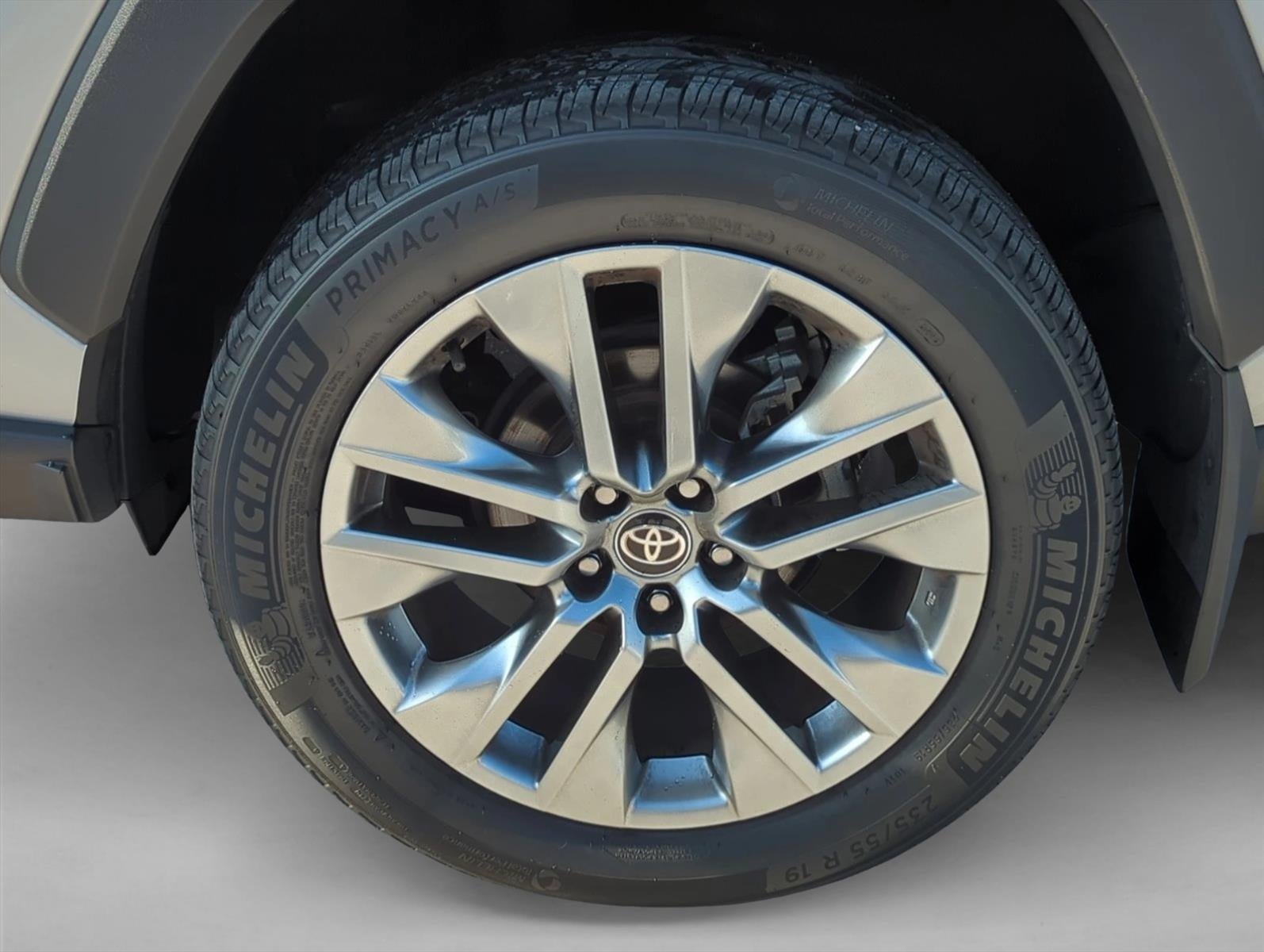 2024 Toyota RAV4 XLE Premium FWD (Natl)