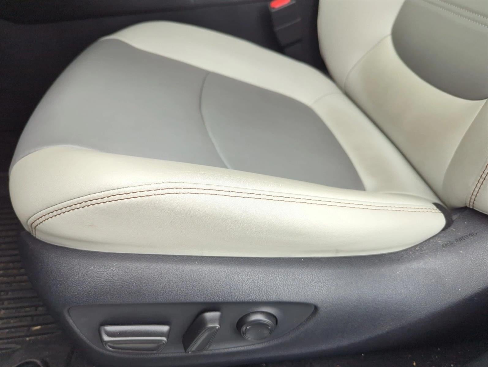 2024 Toyota RAV4 XLE Premium FWD (Natl)