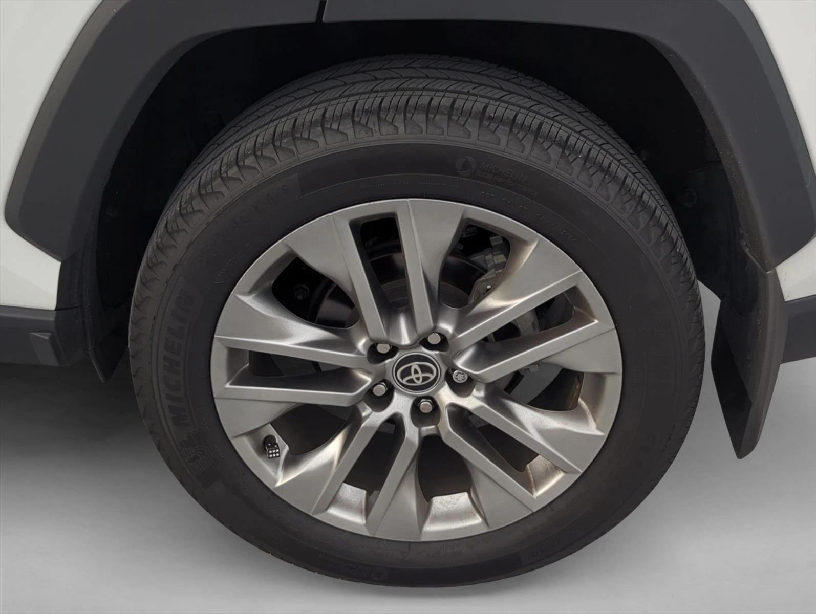 2024 Toyota RAV4 XLE Premium FWD (Natl)