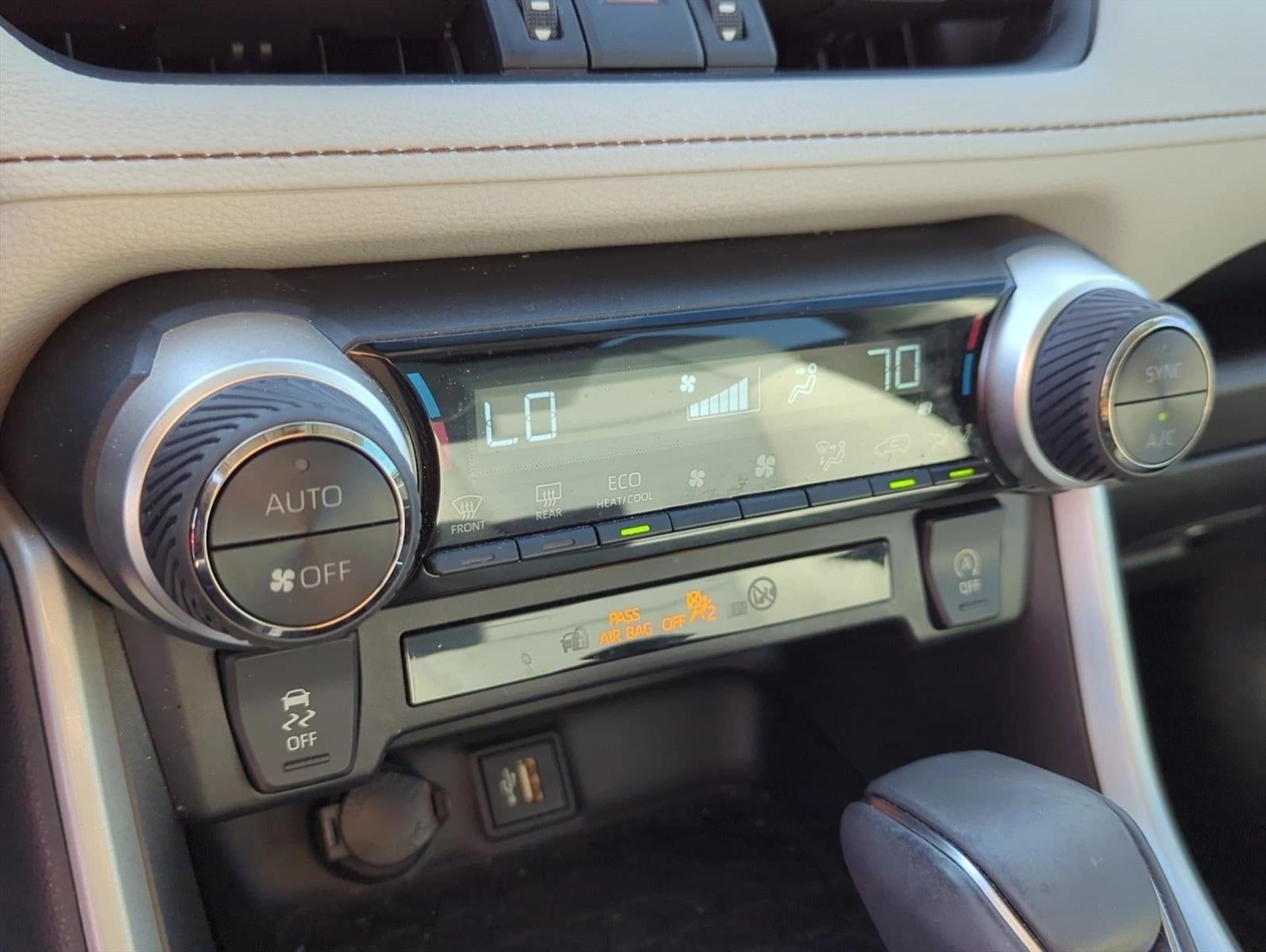2023 Toyota RAV4 XLE Premium FWD (Natl)