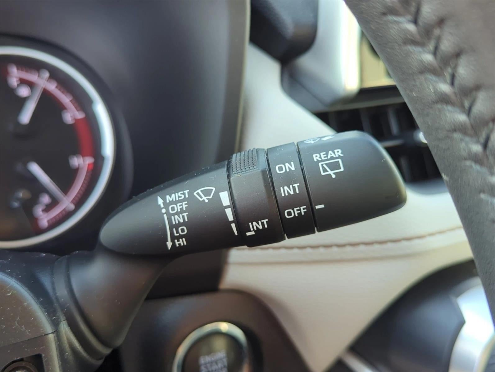 2023 Toyota RAV4 XLE Premium FWD (Natl)