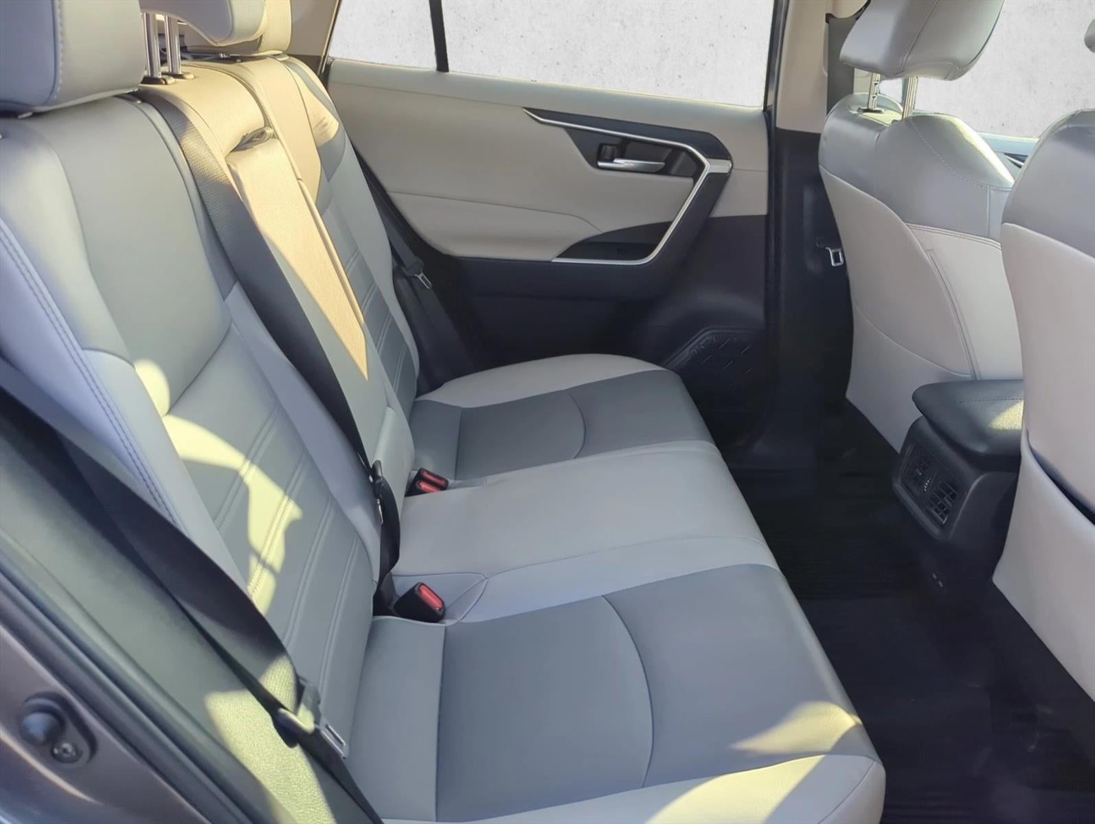 2023 Toyota RAV4 XLE Premium FWD (Natl)