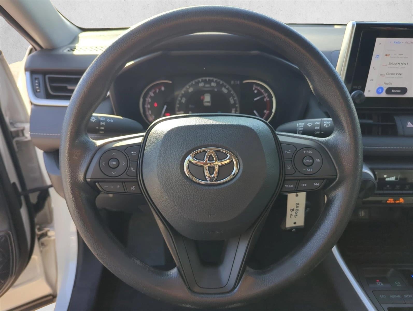 2023 Toyota RAV4 LE FWD (GS)
