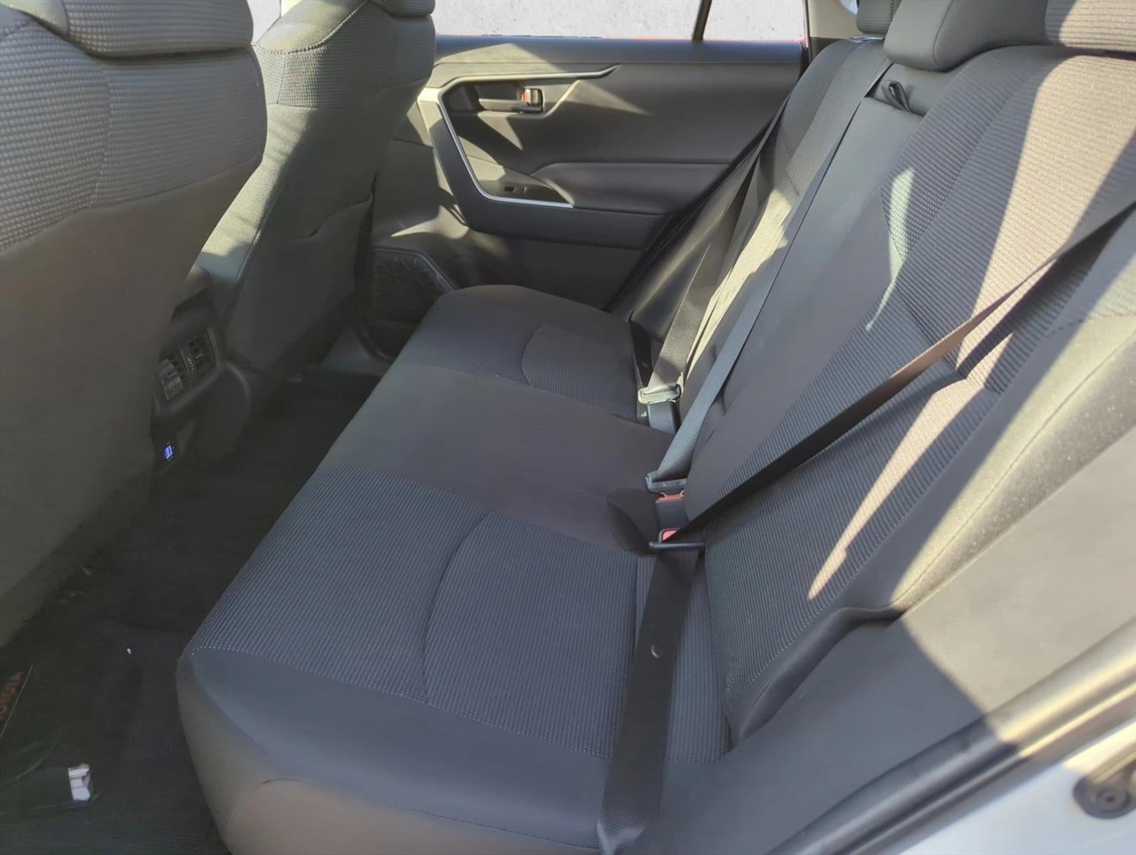 2023 Toyota RAV4 LE FWD (GS)