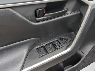 2020 Toyota RAV4 LE FWD (GS)